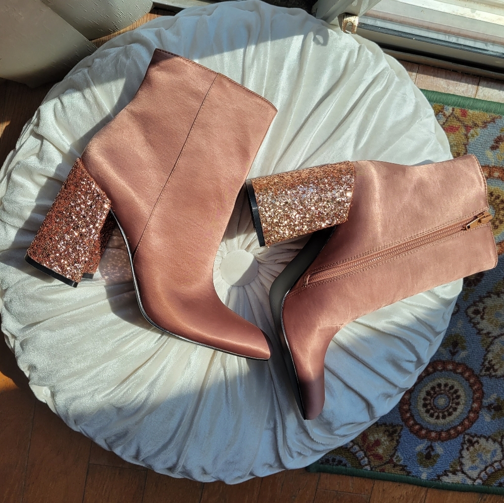 Shellys London Hugsy Bootie in Dark Nude